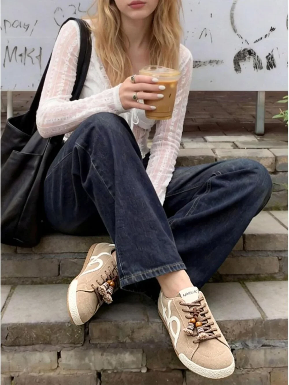 Women's Apricot Leather Lightweight ﻿Retro Gum Sole Walking Fashion Sneakers